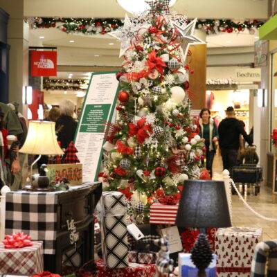 Christmas Tree Elegance at River Park Square